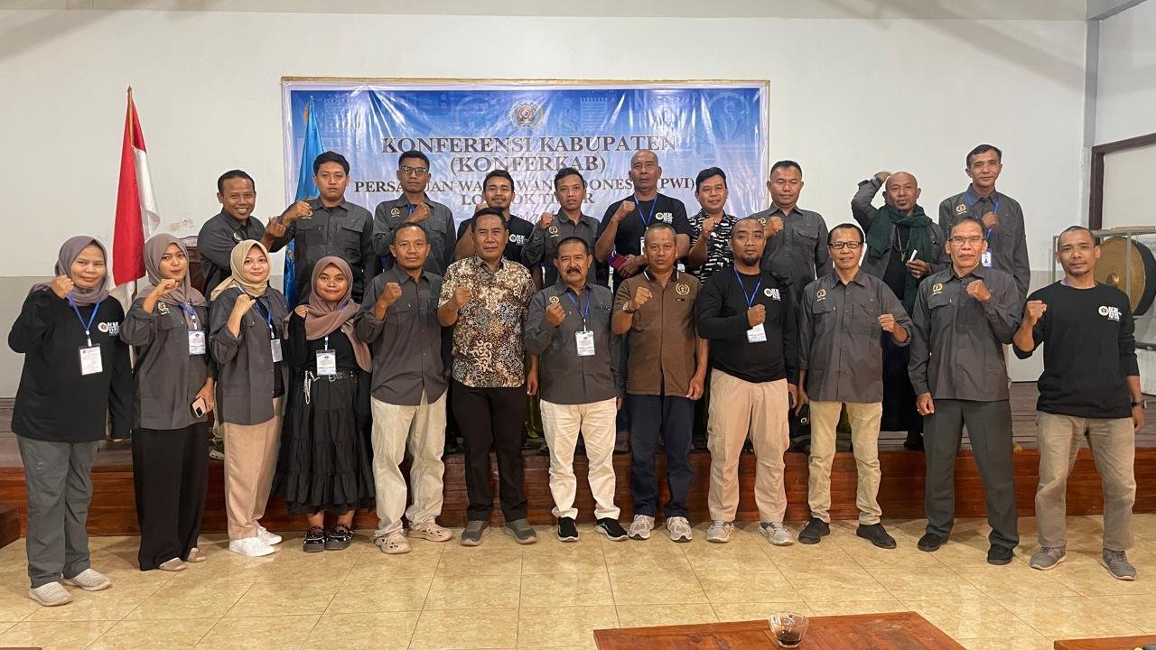 Muludin Kembali Pimpin PWI Lotim, Konferkab Tekankan Evaluasi dan Profesionalisme Wartawan