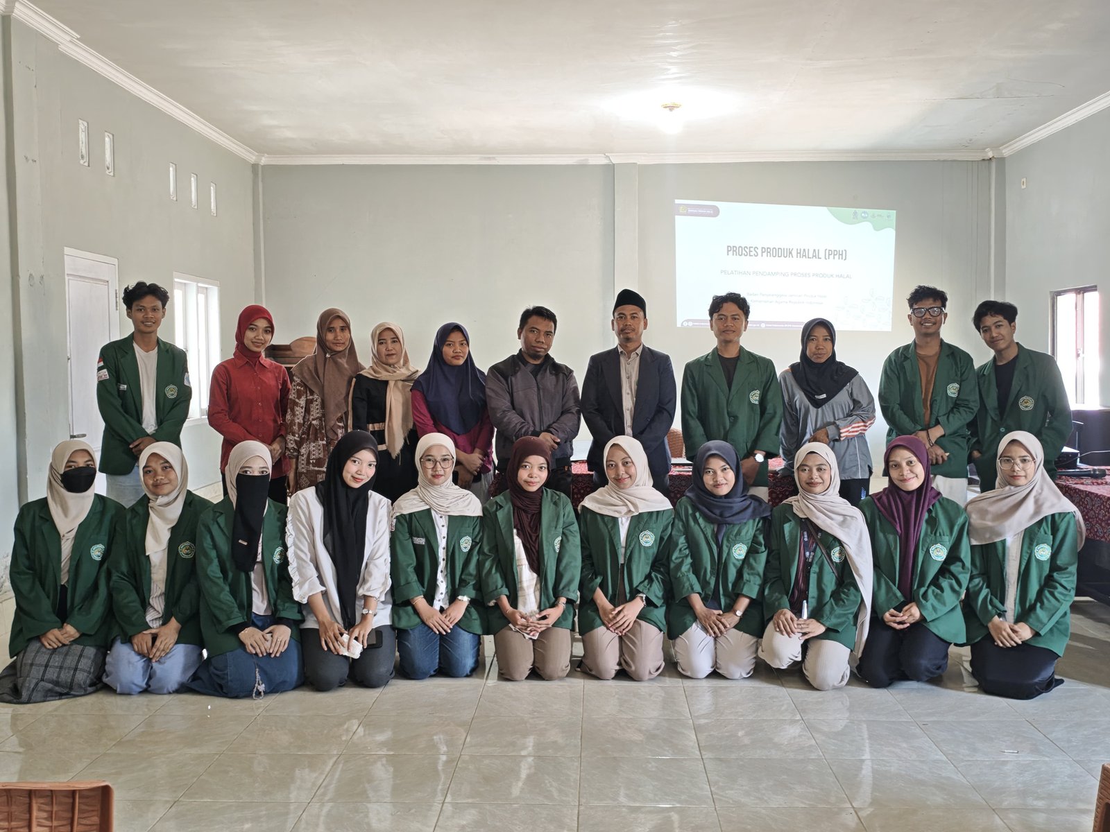 GenBI Universitas Hamzanwadi Dorong UMKM Desa Pengadangan Barat Miliki Legalitas dan Sertifikasi Halal
